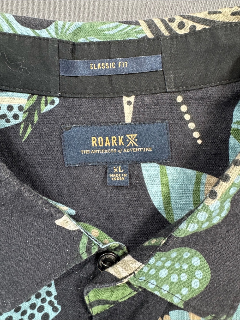 Roark Black Short-Sleeve Floral Button-Down Shirt with Green and Blue Print - Picture 3 of 7